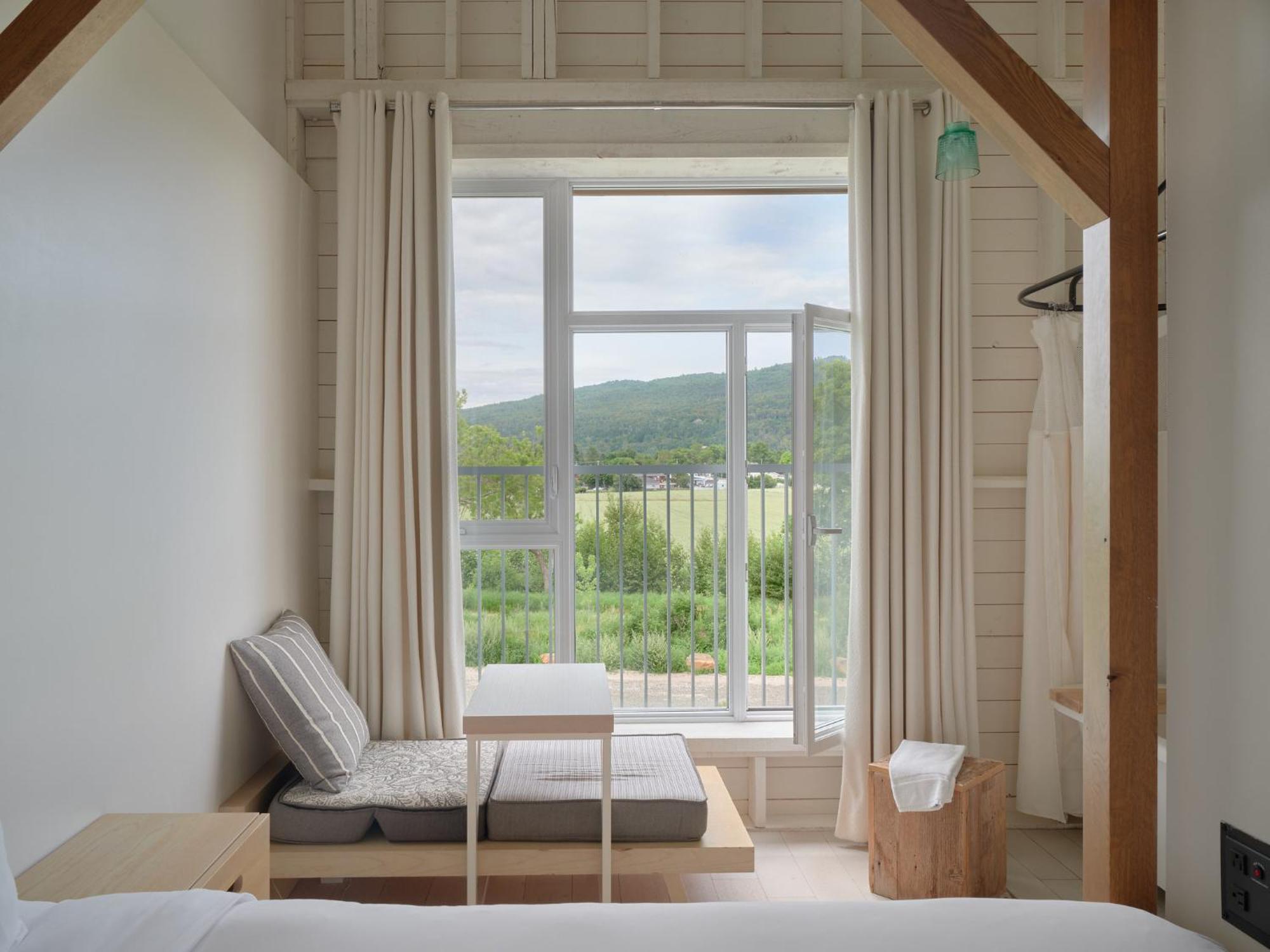 Hotel & Spa Le Germain Charlevoix บี-แซ็ง-ปอล ภายนอก รูปภาพ
